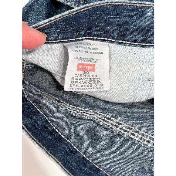 Wrangler Carpenter Jean Shorts Ladies Size 30 Waist 30” Length 21” Inseam 10” - Picture 5 of 7